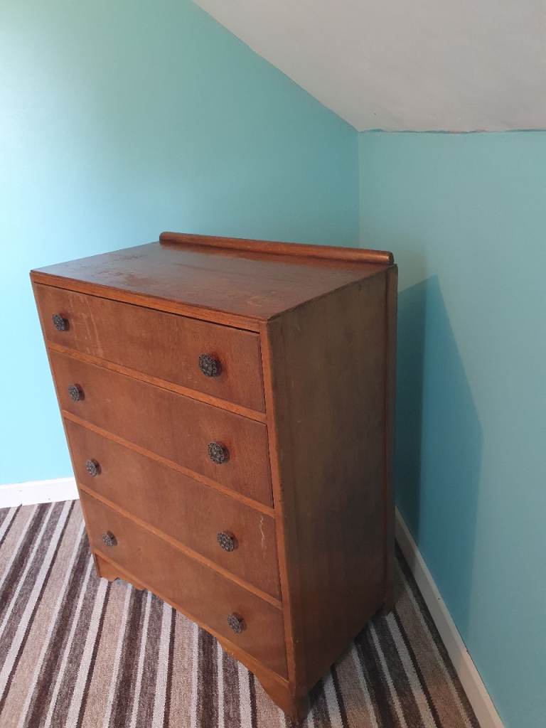 Wooden chest of drawers. 4 drawers. Collection Portglenone £15