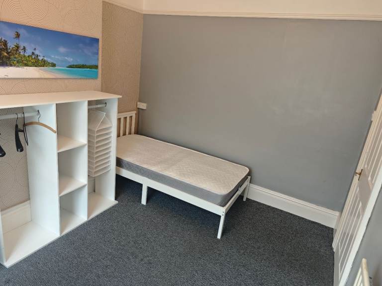 Single Bedroom 