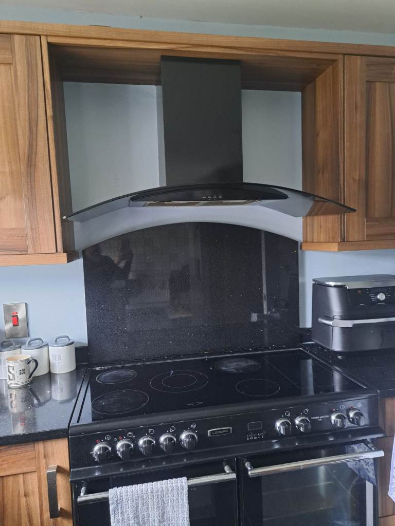 Black Quartz Splashback 