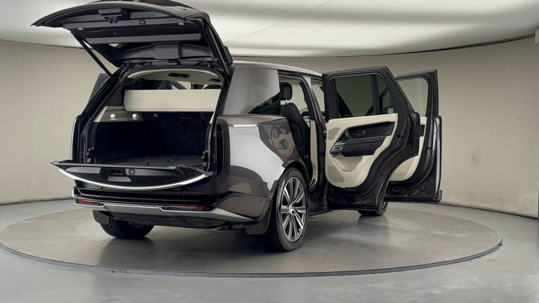 2023 Land Rover Range Rover 3.0 D300 MHEV Autobiography SUV 5dr Diesel Auto 4WD Euro 6 (s/s) (300...