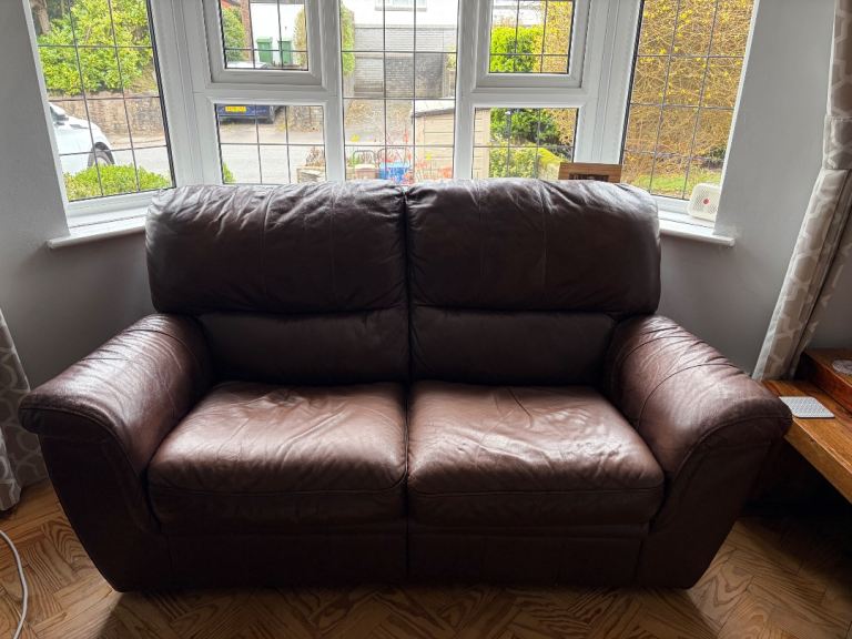 Leather Recliner Sofas - FREE