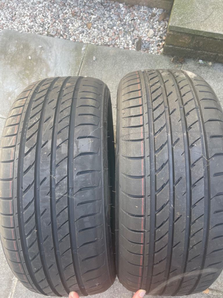 X2 Three A Brand New Tyres-195/50R/15 82V