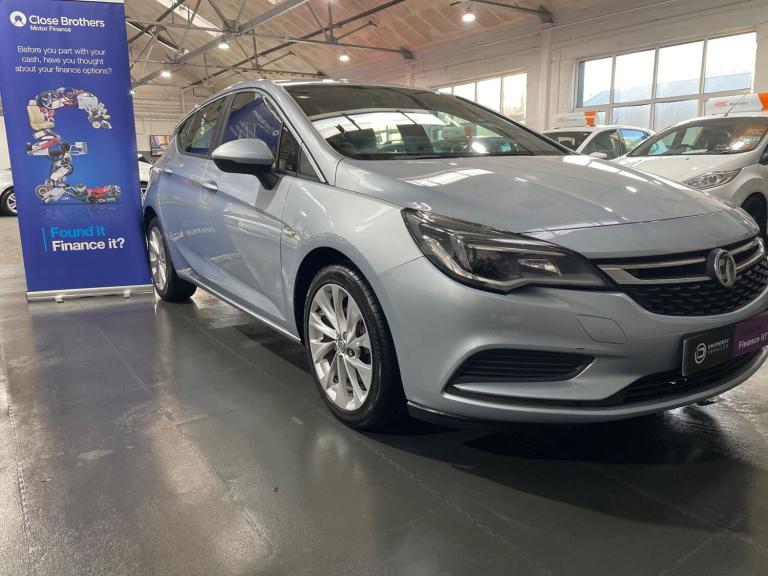 2016 Vauxhall Astra 1.6 CDTi ecoTEC BlueInjection Design Euro 6 5dr HATCHBACK Diesel Manual