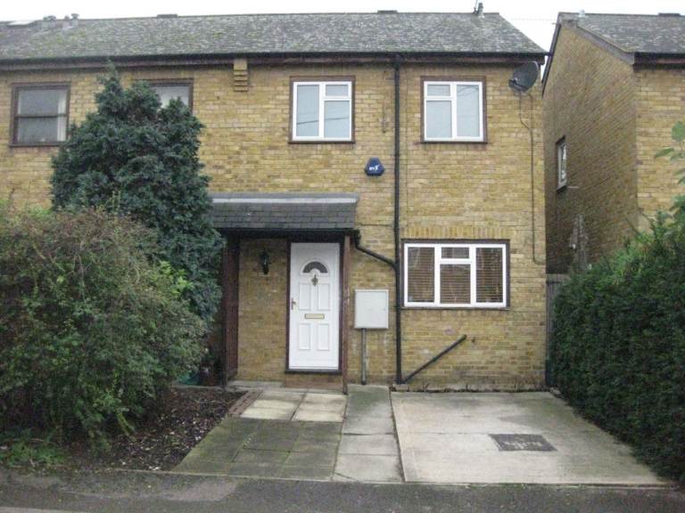 3 Bed End Terrace, Woodseer Street, E1