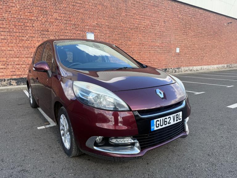 2012 Renault Scenic 1.5 dCi Dynamique TomTom 5dr EDC MPV Diesel Automatic