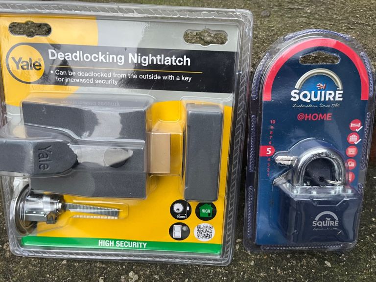 Yale lock & Squire Padlock (New)