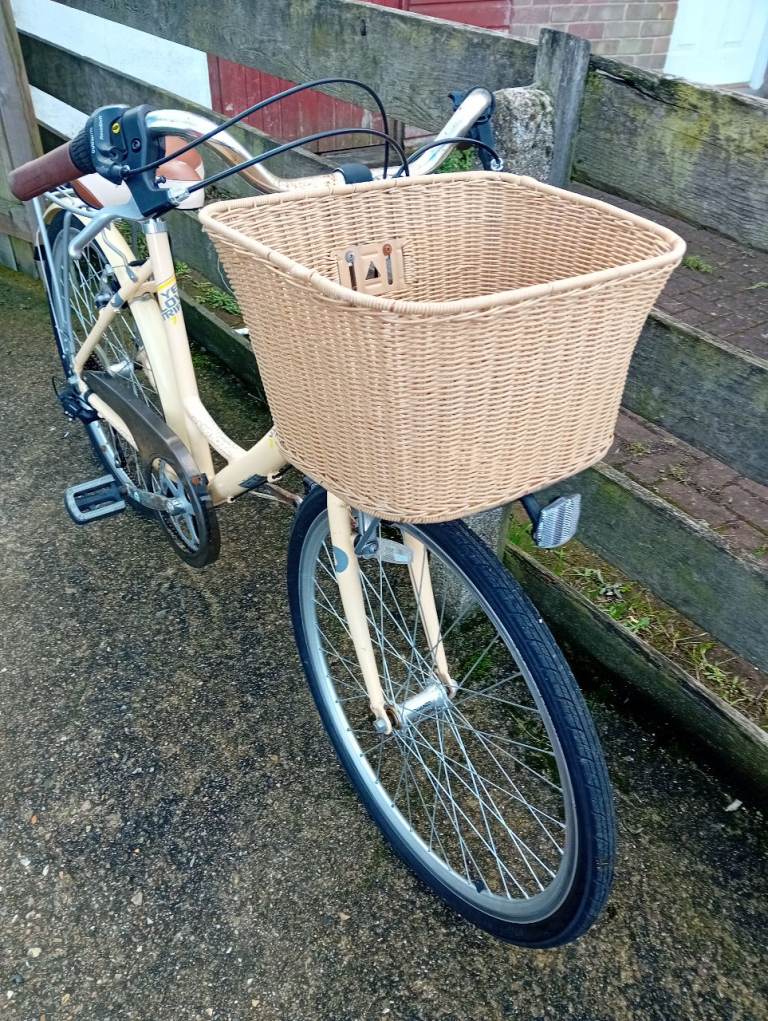 Bike Barracuda ladies low step bicycle