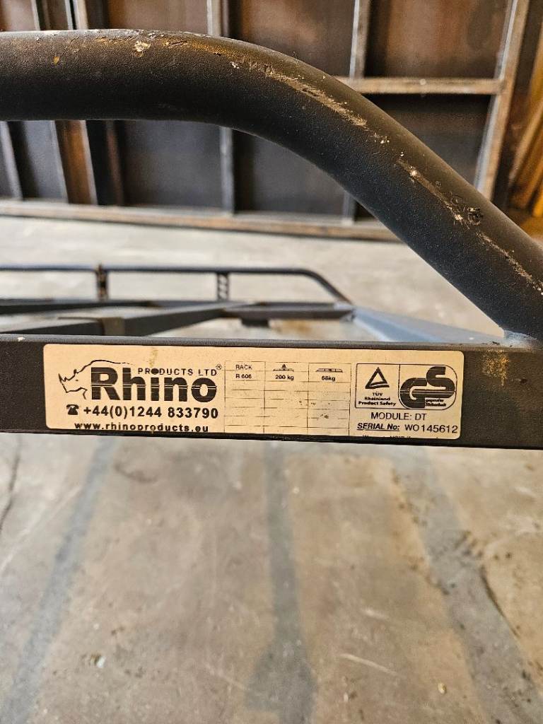 rhino roof racking