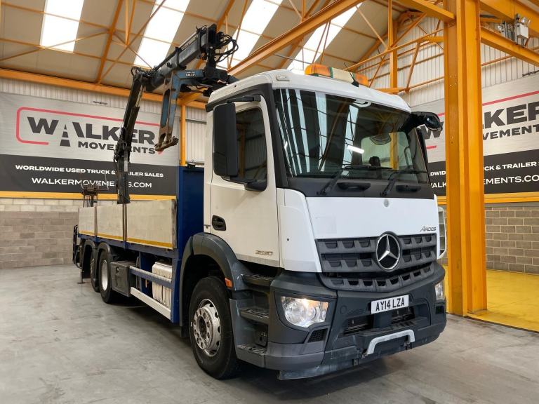 MERCEDES BENZ AROCS 2530 *EURO 6* 6X2, 26 TONNE BRICK GRAB 