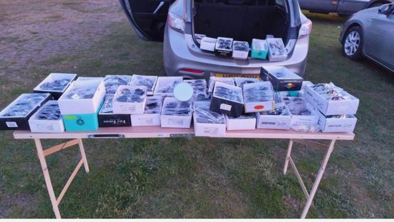 1000 x Sunglasses Wholesale Job Lot – Market Traders / Car Boot / Resellers – Quick Sale