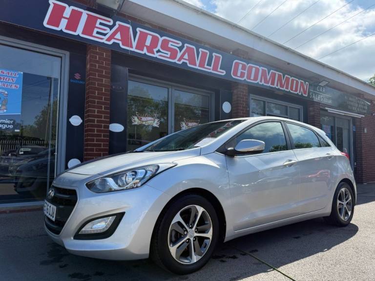 2016 16 HYUNDAI I30 1.4 BLUE DRIVE SE NAV HATCHBACK 5DR PETROL MANUAL EURO 6 (S/