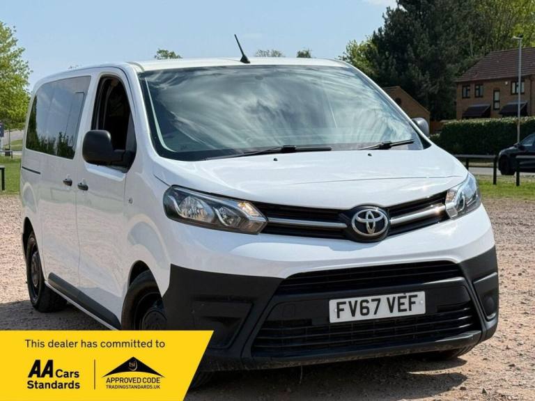 2018 Toyota PROACE CITY Verso 1.6D Combi Medium 5dr MPV DIESEL Manual