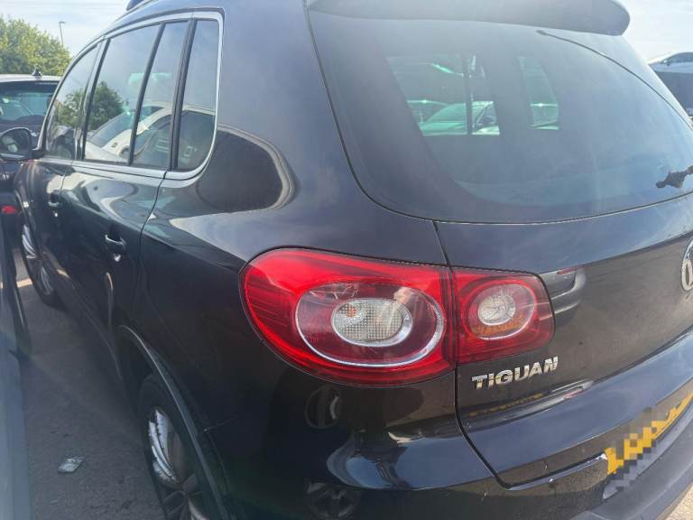 Breaking spare parts vw tiguan 2.0 tdi