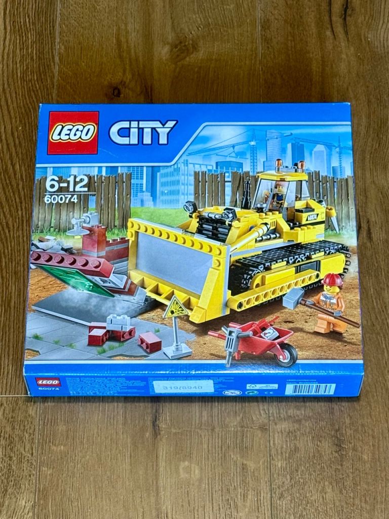 🚧 LEGO 60074 Bulldozer – Boxed & Complete
