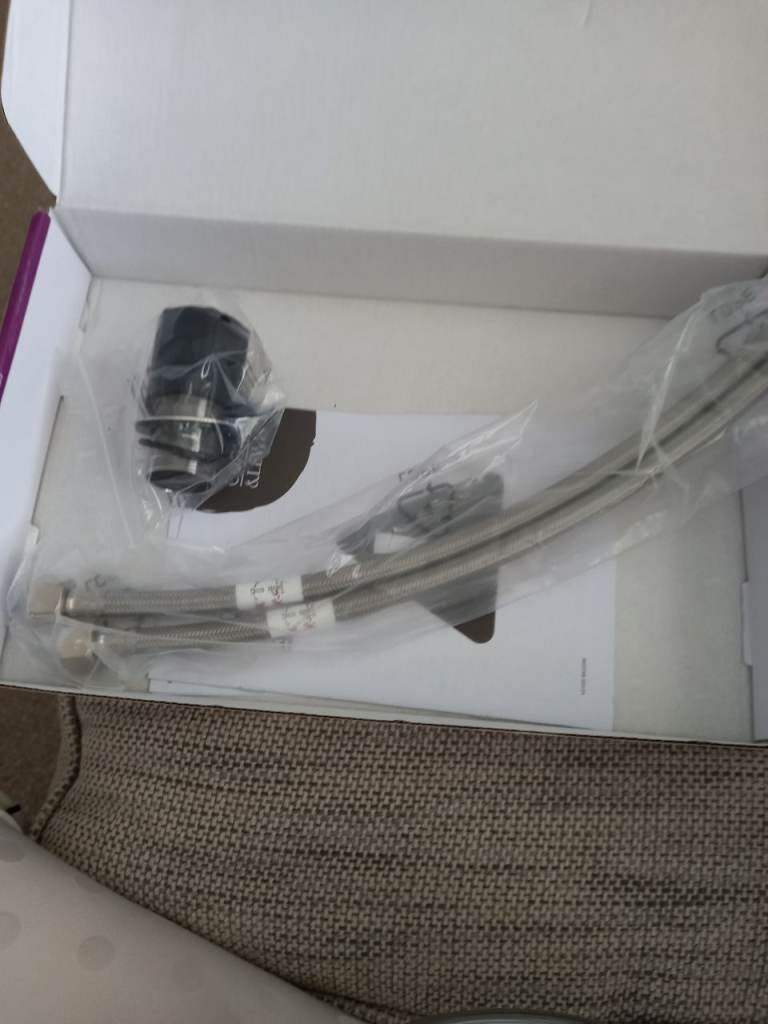 New Silver Kitchen/Bathroom Mixer Tap Hoses