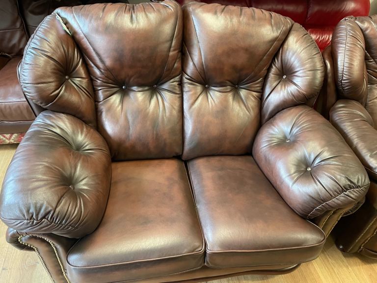 Quality second hand 2/1/1 and stool 