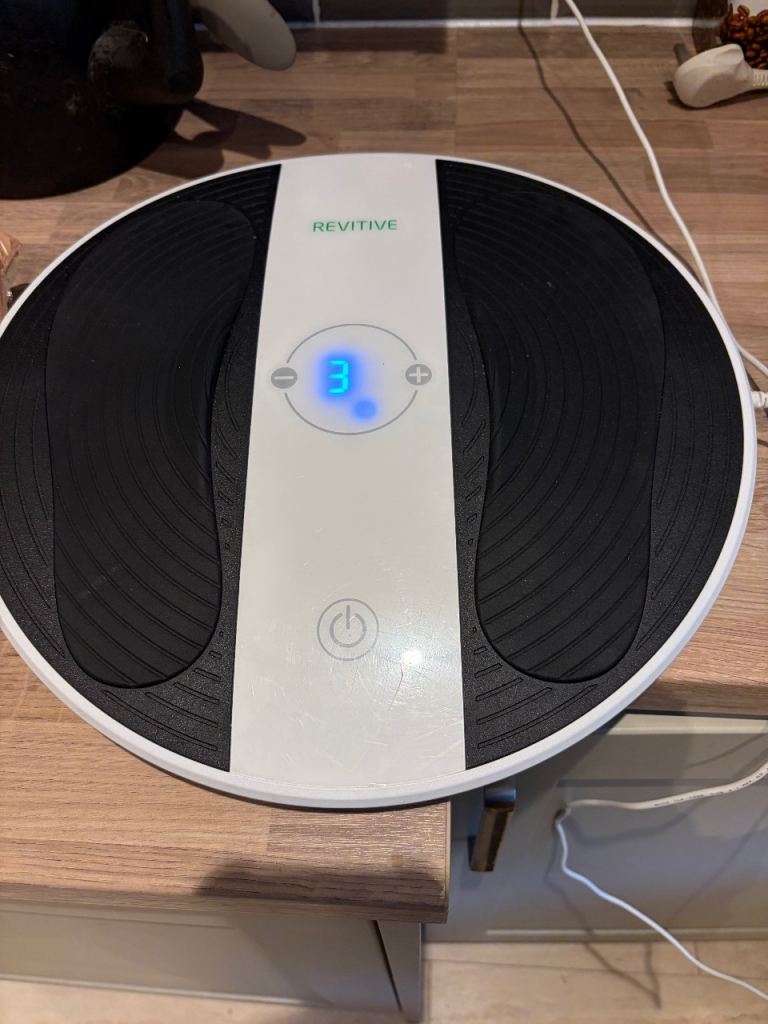 REVITIVE Foot Massager 5572AQ with Remote