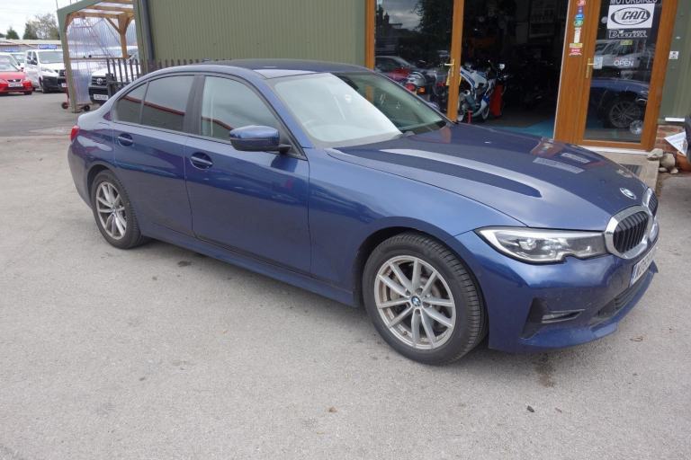 image for BMW 3 Series 2.0 330e 12kWh SE Pro Saloon 4dr Petrol Plug-in Hybrid A... 2019/69