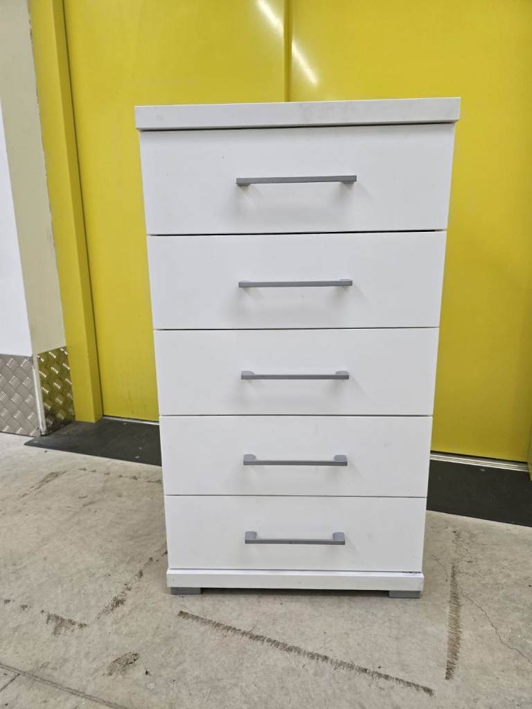 Chest of drawers white 