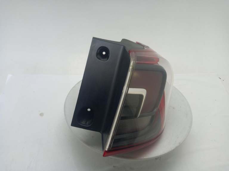 Vauxhall Crossland X Tail Light Rear Lamp O/S 2017-2021 5 Door Hatchback Rh