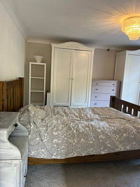 Large Double Room to Rent 