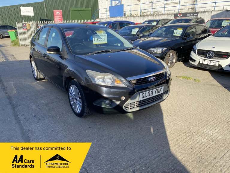  Ford Focus 1.6 Titanium 5dr Petrol Manual