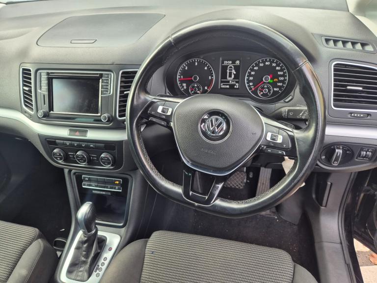 2019 Volkswagen Sharan 2.0 TDI SCR 150 SE Nav 5dr DSG MPV Diesel Automatic