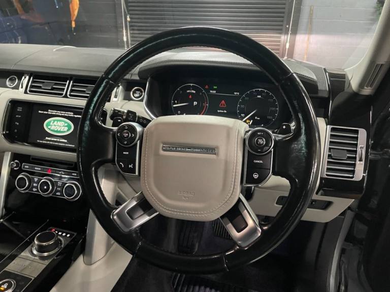 2015 Land Rover Range Rover 3.0 TD V6 Vogue SUV 5dr Diesel Auto 4WD Euro 5 (s/s) (258 ps) ESTATE ...