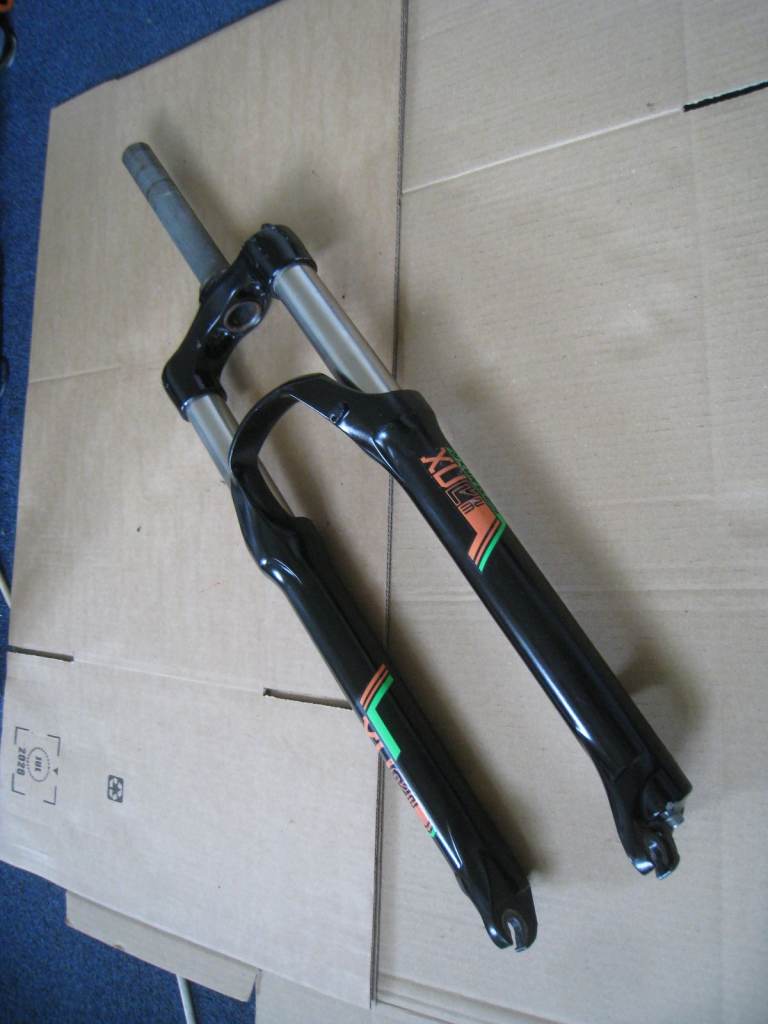 SR SUNTOUR XCR32 FORKS 26 inch wheel 
