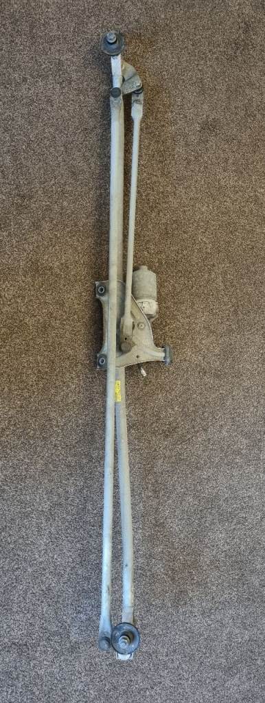 2010 VAUXHALL MERIVA FRONT WIPER MOTOR WITH LINKAGE 3397021104