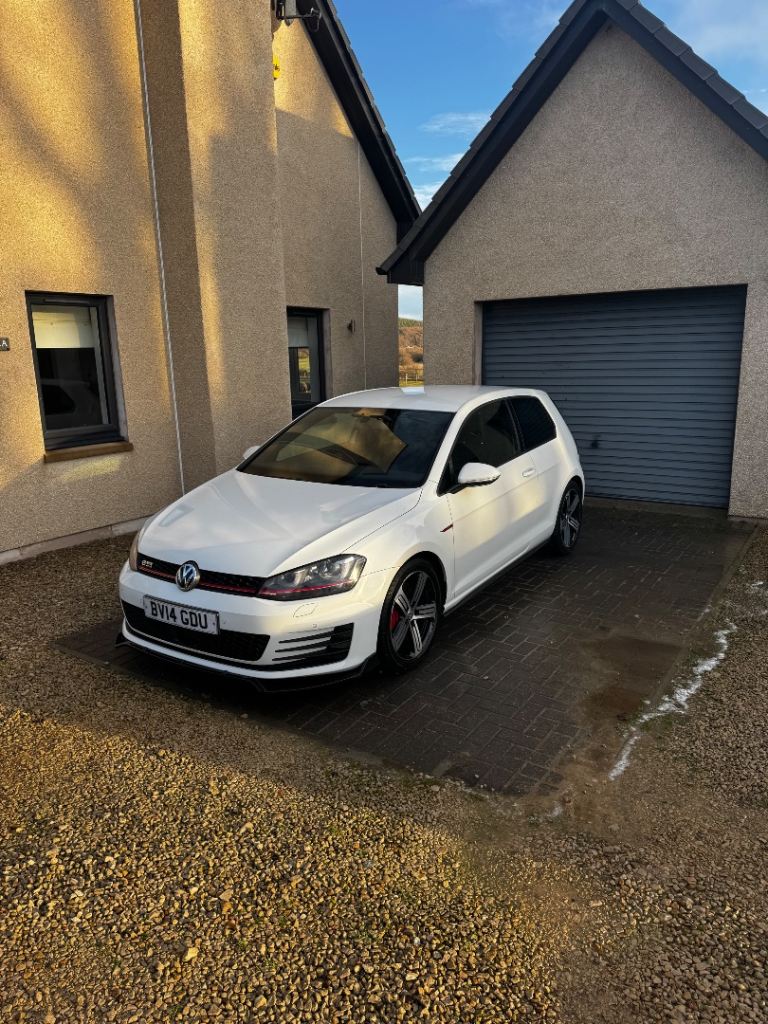 Volkswagen, GOLF, Hatchback, 2014, Manual, 1984 (cc), 3 doors