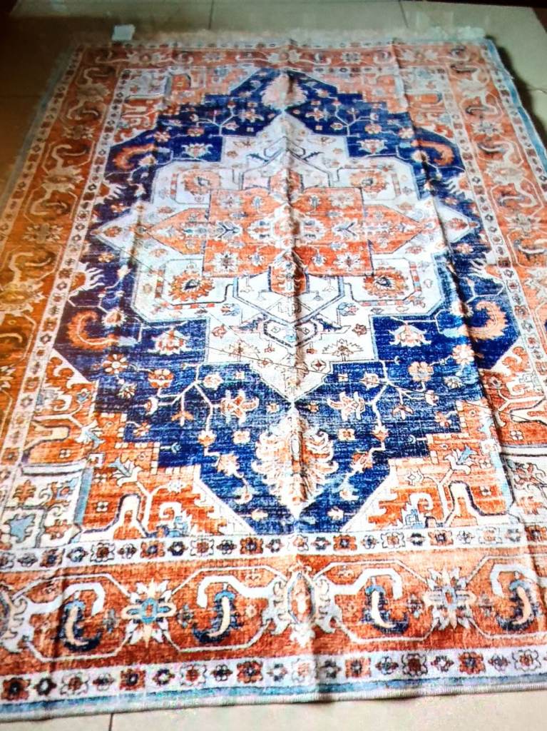 Coral navy rug 170x120
