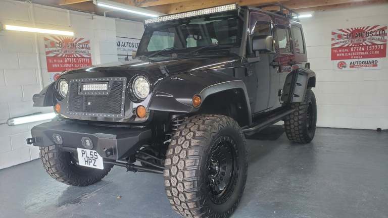 Jeep Wrangler jk 3.8 V6 petrol auto black fresh japanese import - top class 
