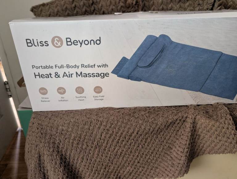 Bliss & Beyond full body Heat and Massage 
