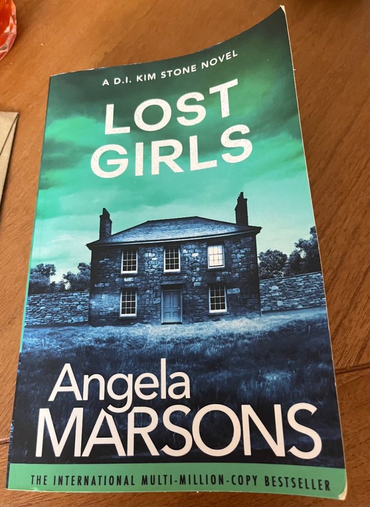 Lost Girls by Angela Marsons paperback. Excellent condition