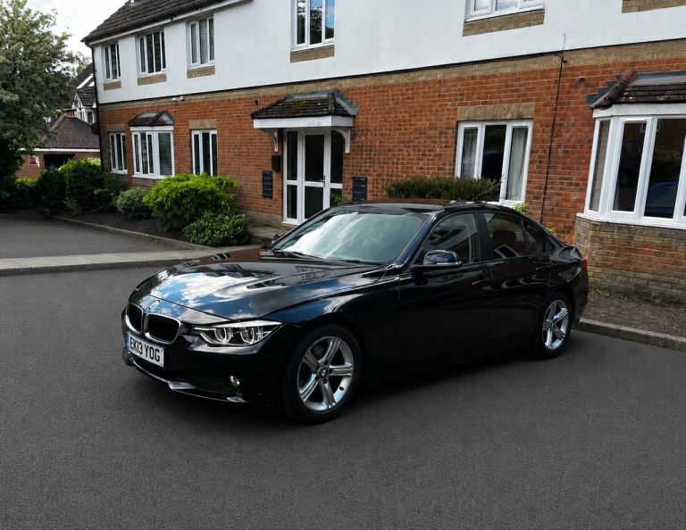 BMW 3 series - Carplay - Low Miles - Upgrades