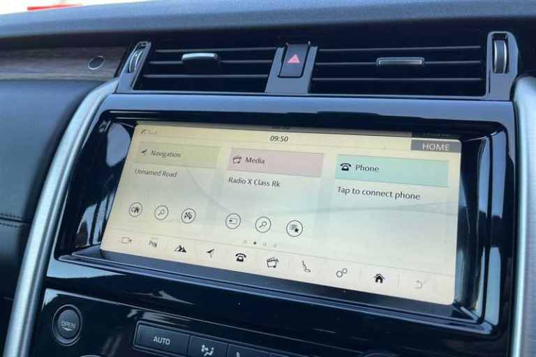 2018 Land Rover Discovery 3.0 TD V6 HSE Luxury SUV 5dr Diesel Auto 4WD Euro 6 (s/s) (258 ps) SUV ...