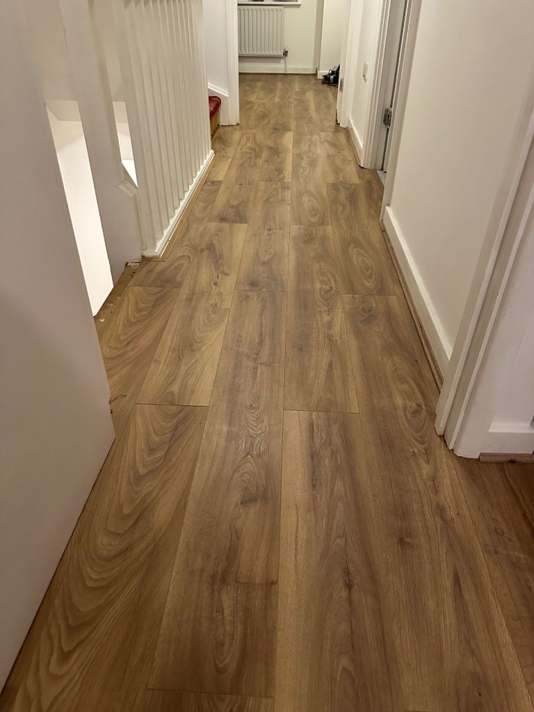 Laminate Flooring Fitters - professional and affordable 