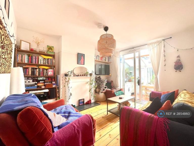 4 bedroom house in Keys Avenue, Bristol, BS7 (4 bed) (#2854860)