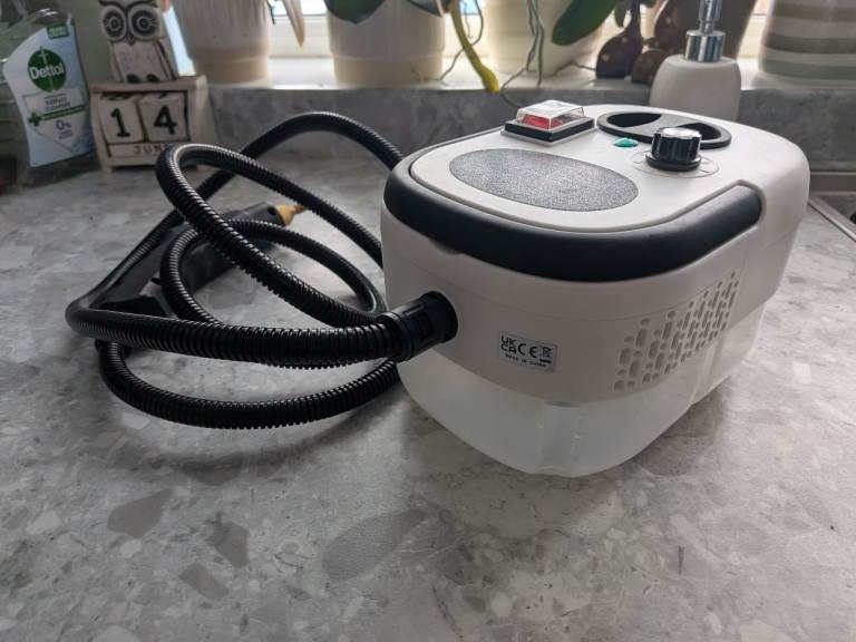 Compact Steam Cleaner