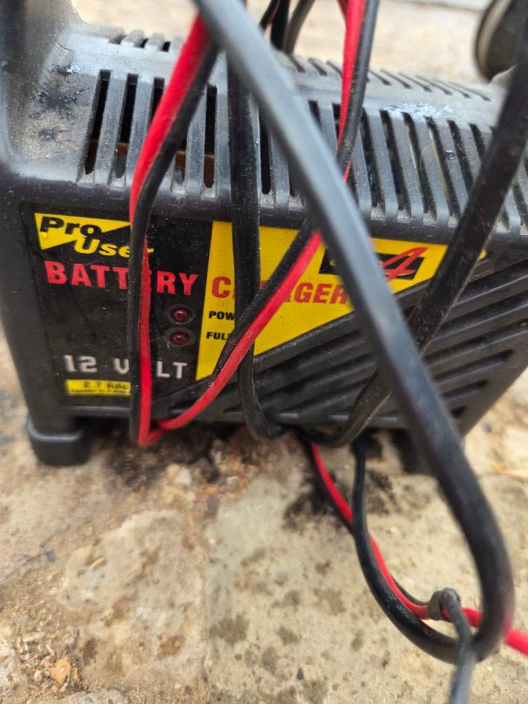 12v car battery charger