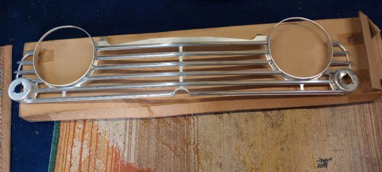 Replica grill for Triumph 1967 Tr4a