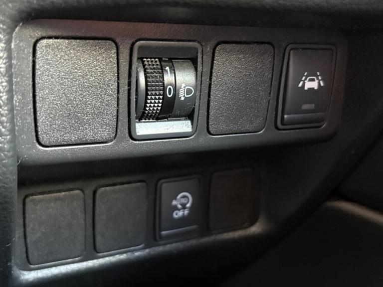 2018 Nissan Qashqai 1.5 dCi N-Connecta 5dr ++ PANROOF / NAV / CAMERA / ULEZ / 7 SERVICES ++ HATCH...