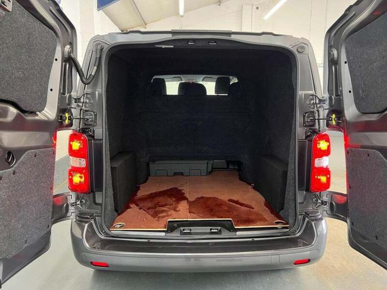 2020 Vauxhall Vivaro 3100 2.0d 120PS Sportive H1 D/Cab PANEL VAN DIESEL Manual