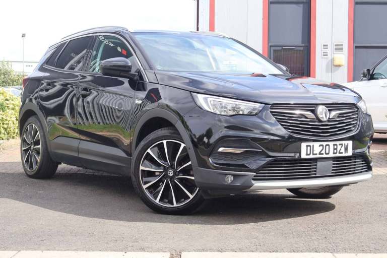 2020 Vauxhall Grandland X 1.6 Hybrid4 300 Business Ed Nav Premium 5dr Auto HATCHBACK PETROL/ELECT...