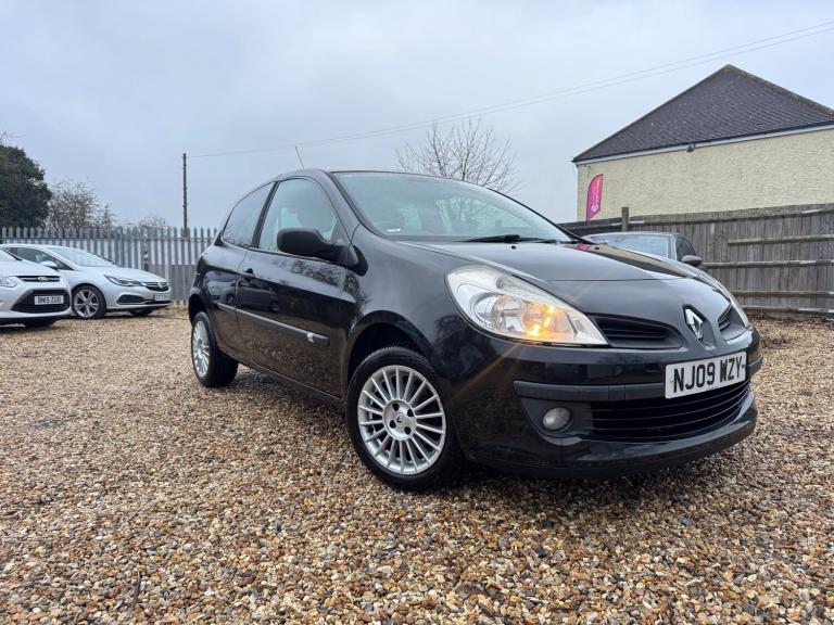 2009 Renault Clio 1.2 16v Extreme Hatchback 3dr Petrol Manual (139 g/km  75 bhp)
