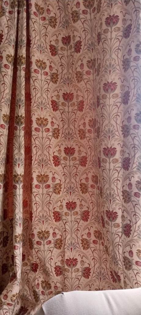 2 Pairs of Sundour Fully Lined Curtains – New, 168cm x 229cm