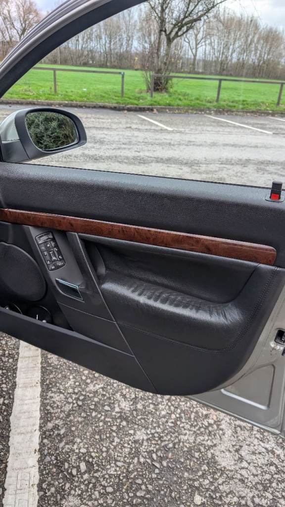 Vauxhall, VECTRA, Hatchback, 2002, Manual, 3175 (cc), 5 doors