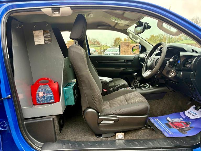 2018 Toyota Hilux Active Extra Cab Pick Up 2.4 D-4D 4x4 ***Workshop / Utility Truck*** PICK UP Di...