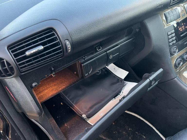 2006 Mercedes-Benz C Class 2.5 C230 Avantgarde SE 7G-Tronic 4dr SALOON Petrol Automatic